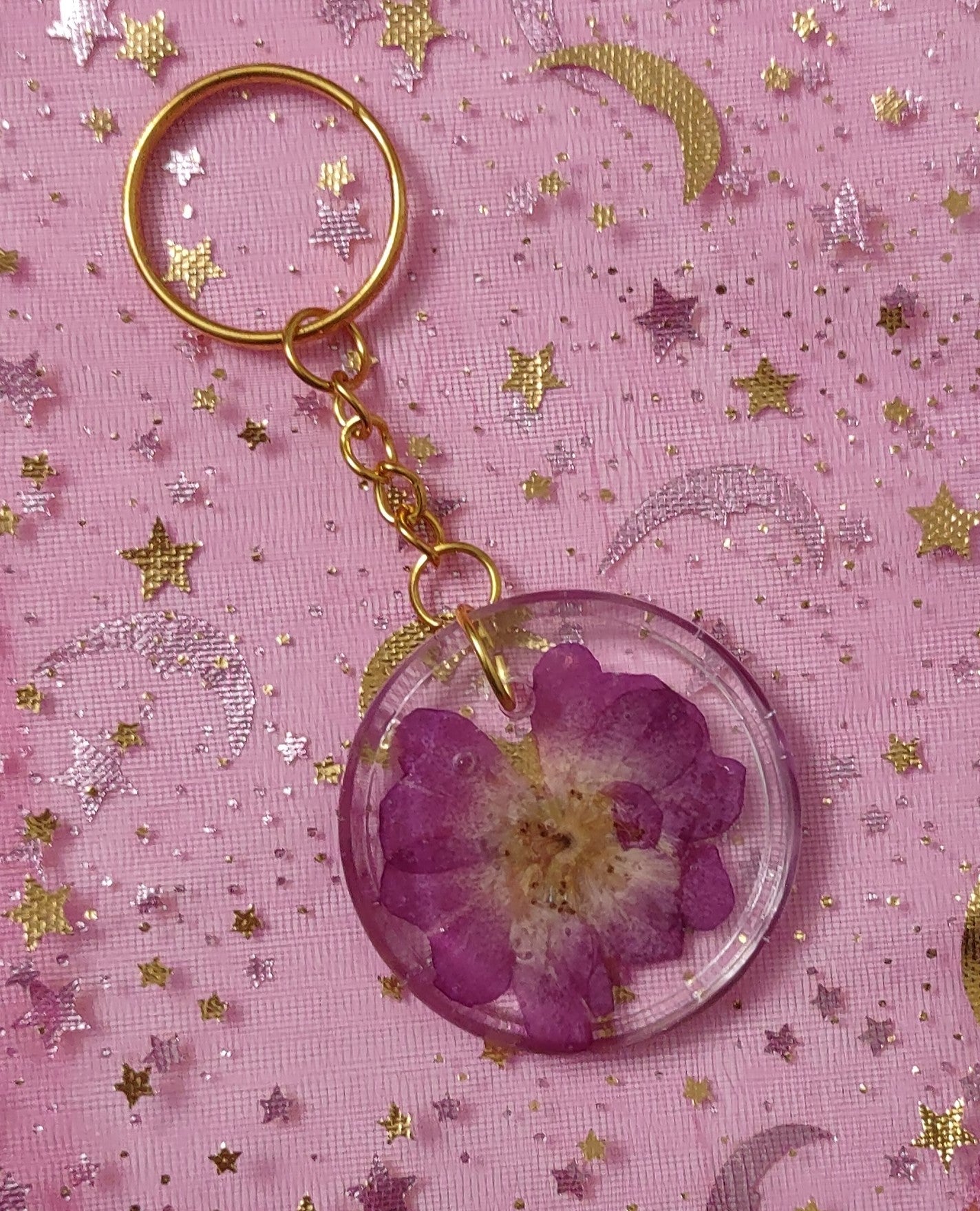 Purple Flower Round Resin Adornment Split Ring